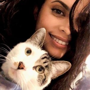 Meet your Posher, Veronica